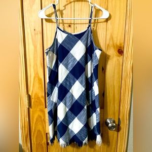 Universal Thread size M 100% cotton frayed hem dress